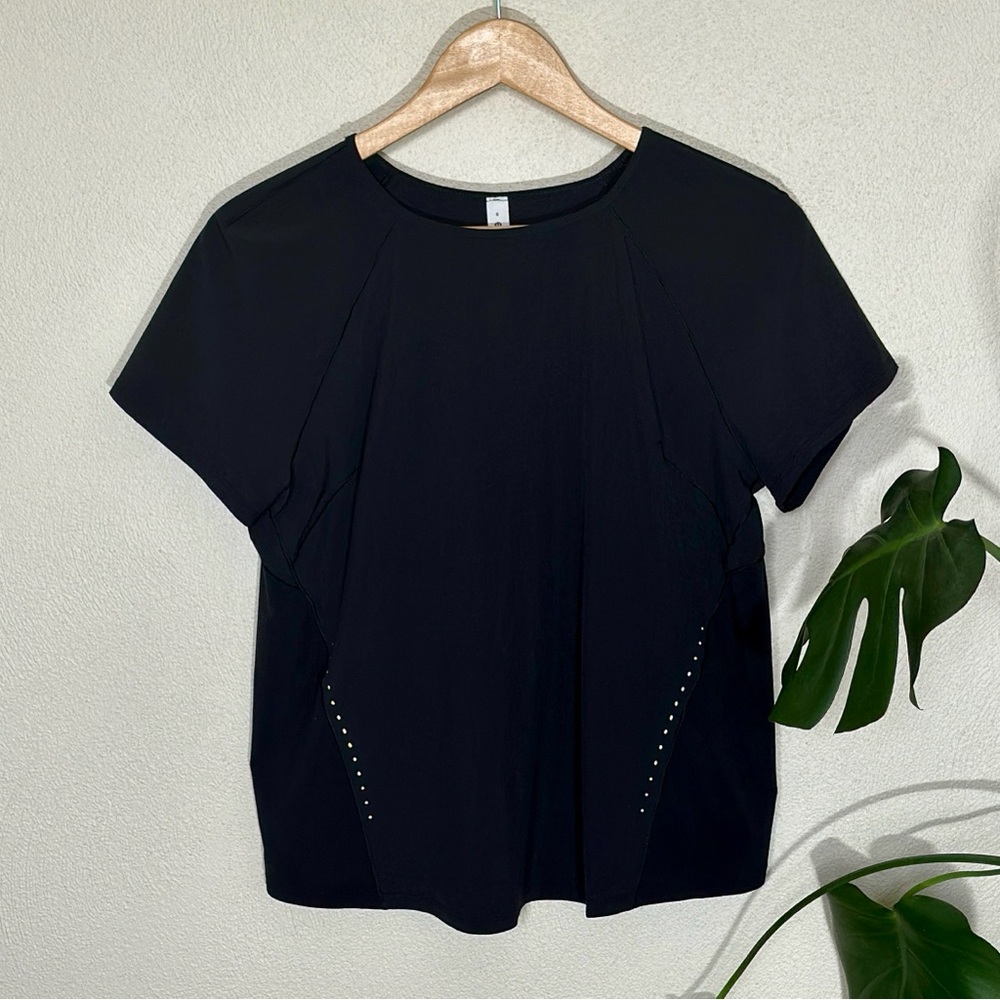 Lululemon Black Short Sleeve Athletic Top | 8 | Never Worn